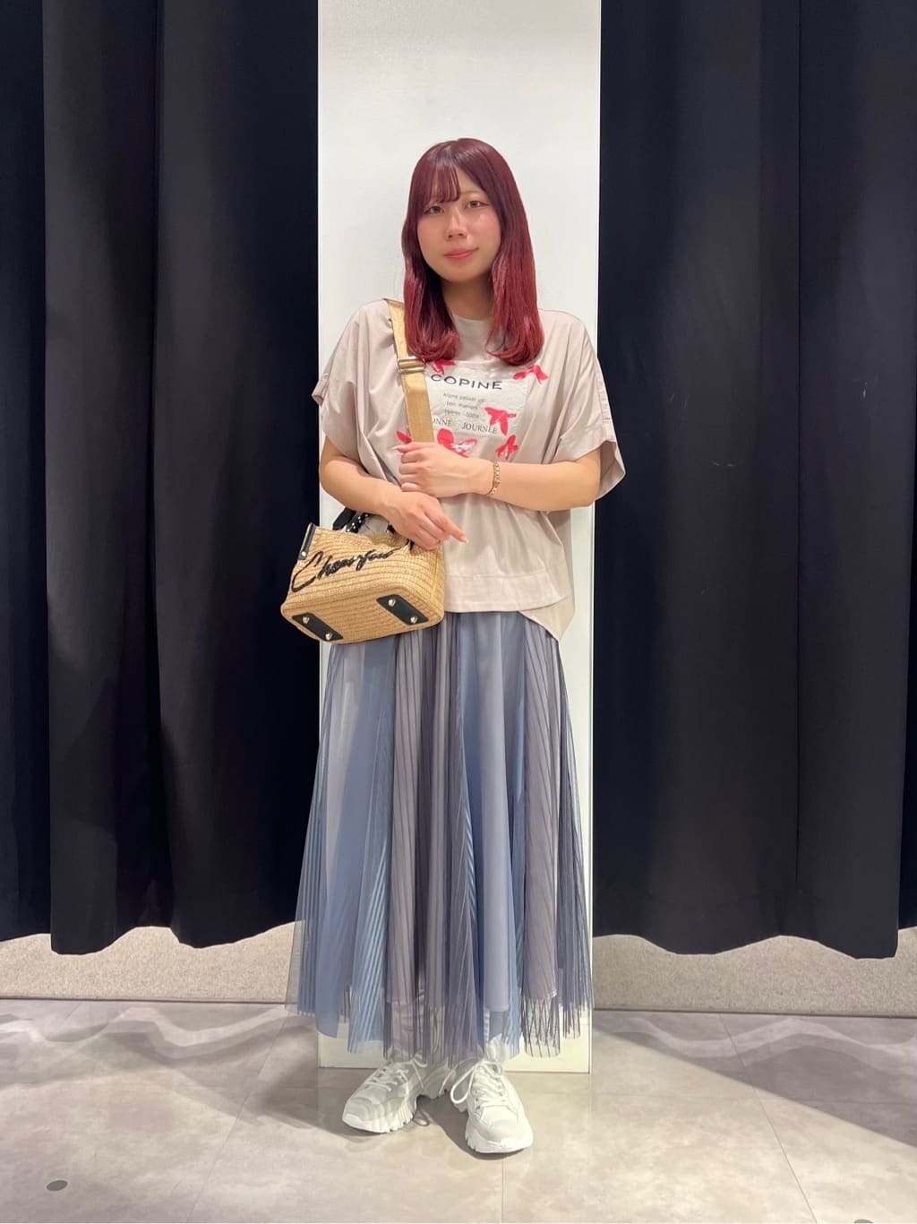 VinのフラワープリントTEEを使ったコーディネートを紹介します。｜Rakuten Fashion(楽天ファッション／旧楽天ブランドアベニュー)5763351