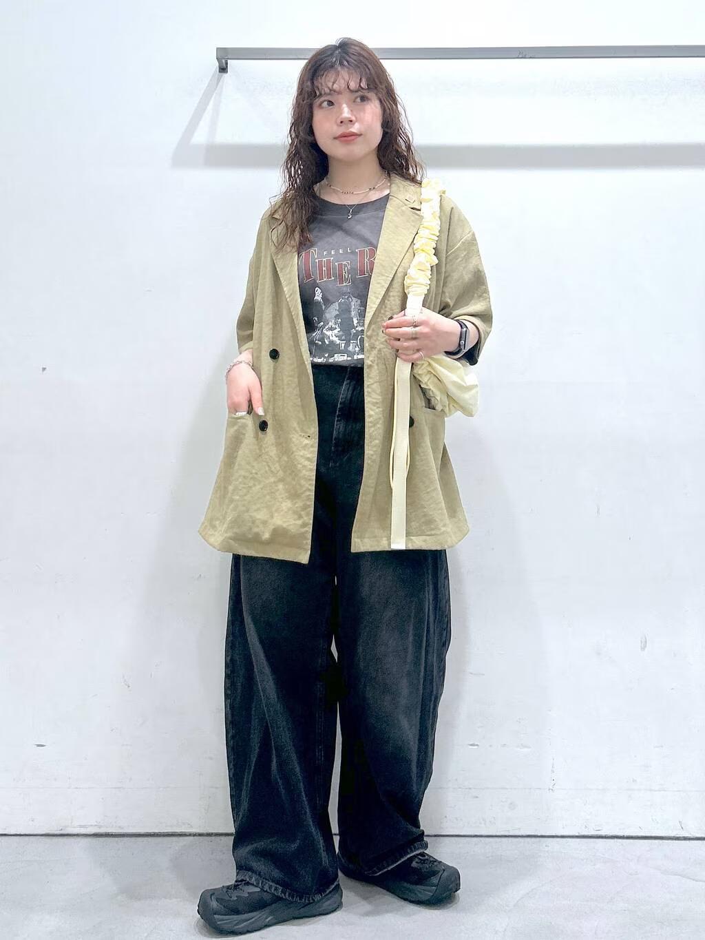 LAKOLEの【接触冷感】ハーフスリーブシアーWジャケットを使ったコーディネートを紹介します。｜Rakuten Fashion(楽天ファッション／旧楽天ブランドアベニュー)5764782