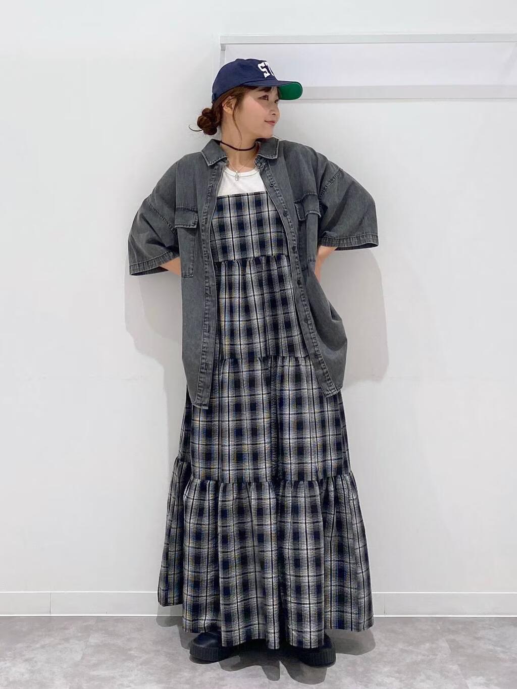 LAKOLEのケミカルウォッシュシャツ半袖を使ったコーディネートを紹介します。｜Rakuten Fashion(楽天ファッション／旧楽天ブランドアベニュー)5764947