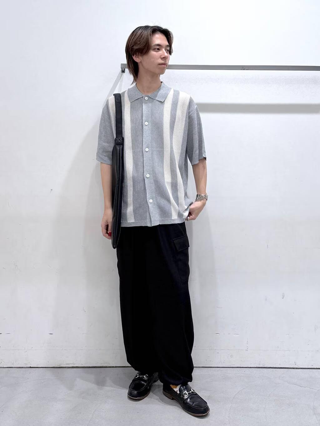 LAKOLEの透かし編みストライプシャツを使ったコーディネートを紹介します。｜Rakuten Fashion(楽天ファッション／旧楽天ブランドアベニュー)5765316