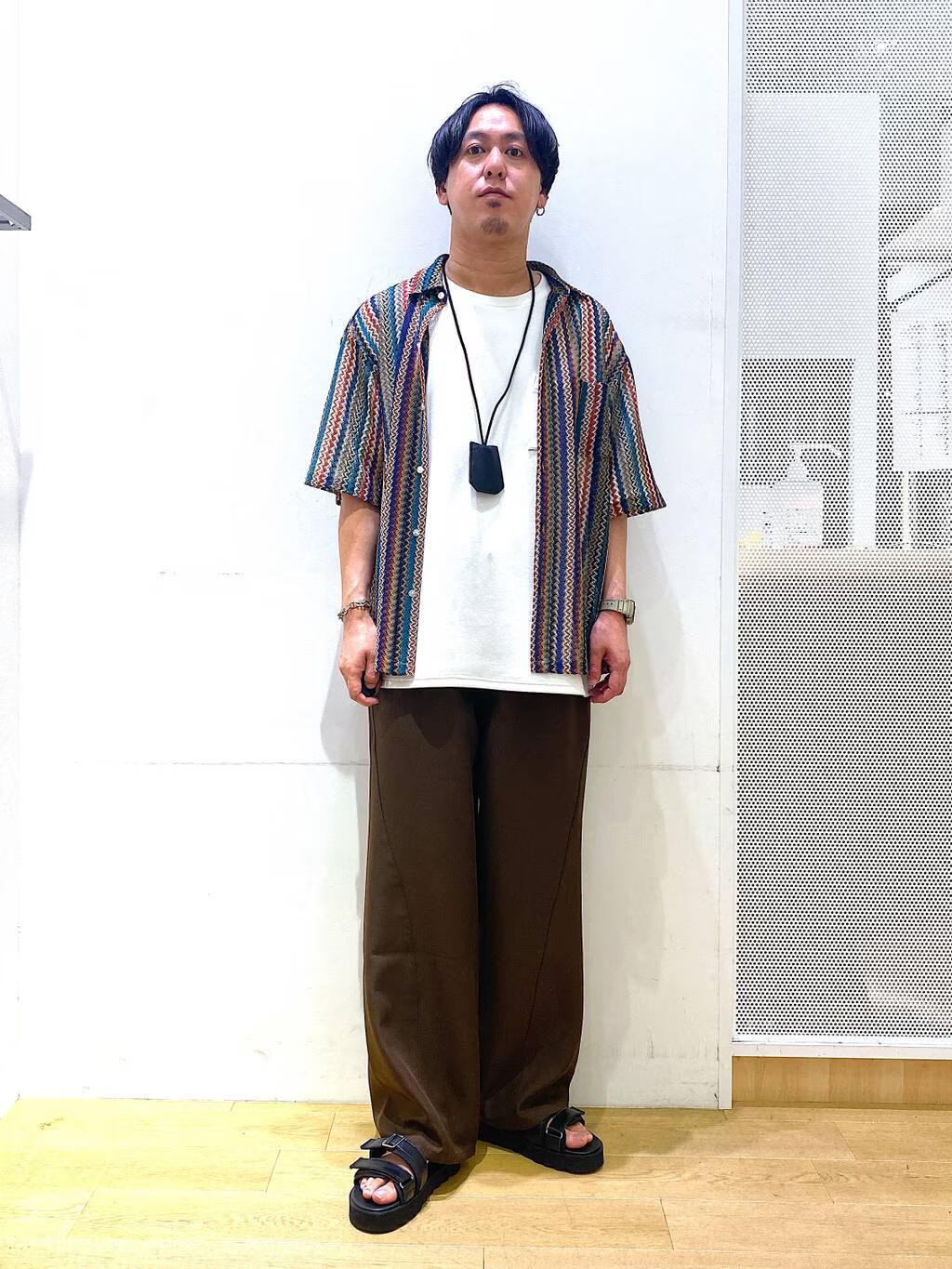 LAKOLEのストライプレース半袖シャツを使ったコーディネートを紹介します。｜Rakuten Fashion(楽天ファッション／旧楽天ブランドアベニュー)5765458