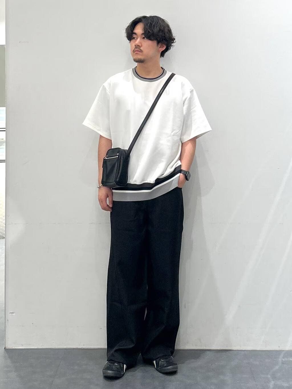 LAKOLEの裾ラインリブTを使ったコーディネートを紹介します。｜Rakuten Fashion(楽天ファッション／旧楽天ブランドアベニュー)5765556