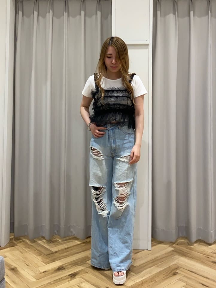 REDYAZELのチュールビスチェ*Tシャツを使ったコーディネートを紹介します。｜Rakuten Fashion(楽天ファッション／旧楽天ブランドアベニュー)5769287