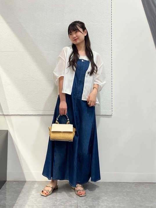 Vinのラメボーダーチュールタンクトップを使ったコーディネートを紹介します。｜Rakuten Fashion(楽天ファッション／旧楽天ブランドアベニュー)5778121