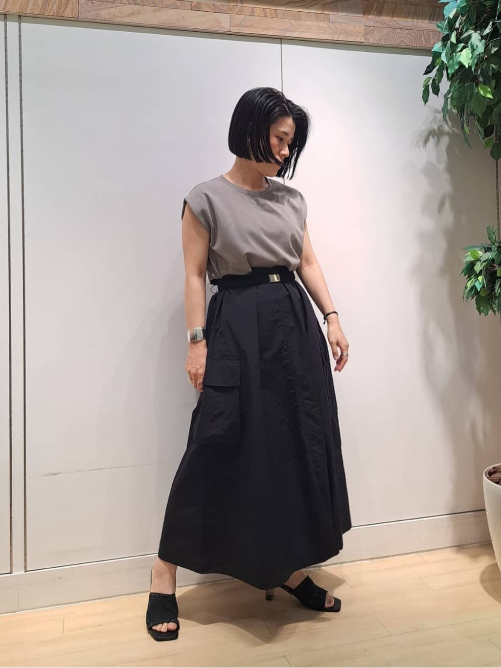 Vinのカットソードッキングワンピースを使ったコーディネートを紹介します。｜Rakuten Fashion(楽天ファッション／旧楽天ブランドアベニュー)5781896