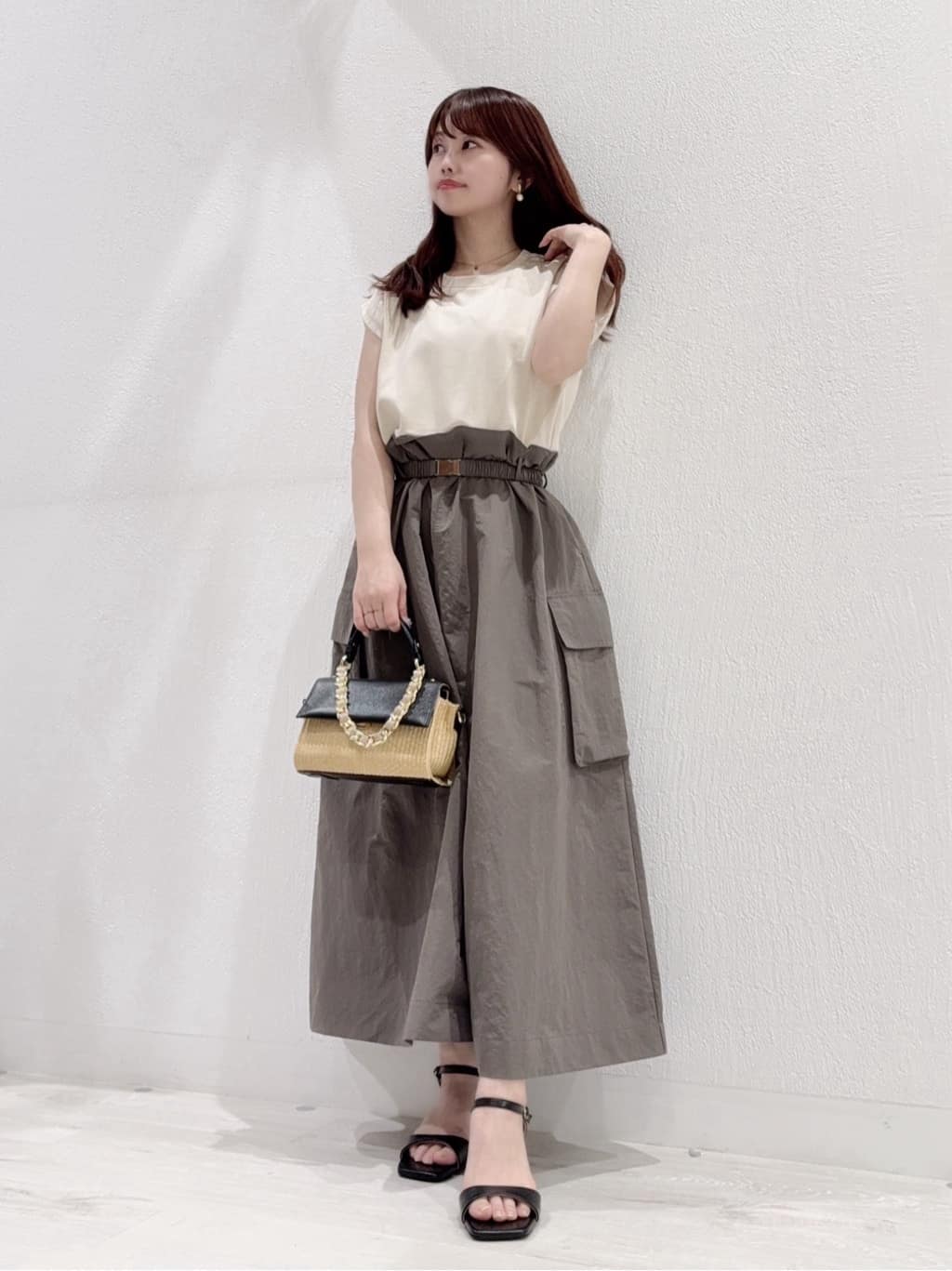 Vinのカットソードッキングワンピースを使ったコーディネートを紹介します。｜Rakuten Fashion(楽天ファッション／旧楽天ブランドアベニュー)5783795