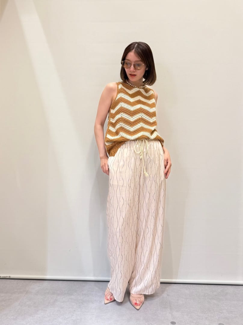 Vinのシェブロン柄クロシェプルオーバーを使ったコーディネートを紹介します。｜Rakuten Fashion(楽天ファッション／旧楽天ブランドアベニュー)5783840