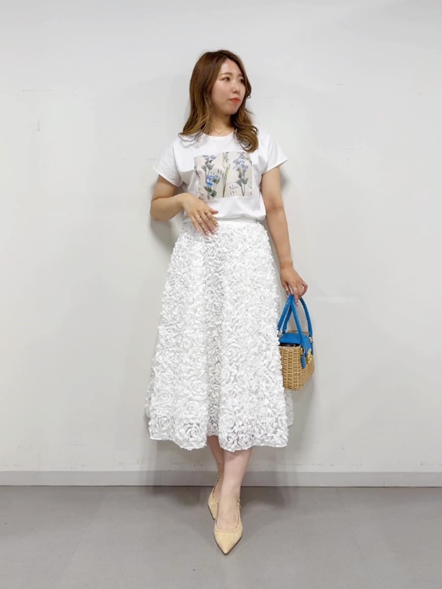 Viaggio BluのリシアンサスプリントTシャツ≪洗濯機で洗える≫を使ったコーディネートを紹介します。｜Rakuten Fashion(楽天ファッション／旧楽天ブランドアベニュー)5784757