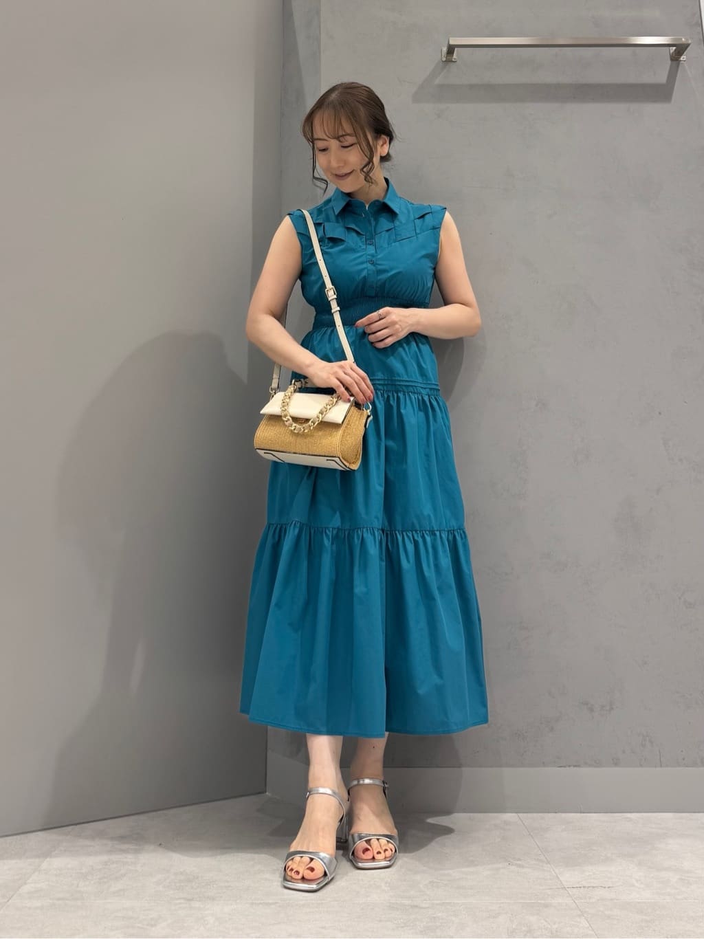 Vinの格子編みデザインティアードワンピースを使ったコーディネートを紹介します。｜Rakuten Fashion(楽天ファッション／旧楽天ブランドアベニュー)5785950