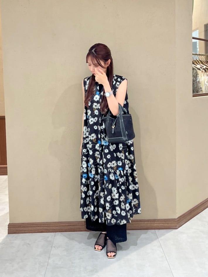 Vinのエンブロイダリーレースパンツを使ったコーディネートを紹介します。｜Rakuten Fashion(楽天ファッション／旧楽天ブランドアベニュー)5787628