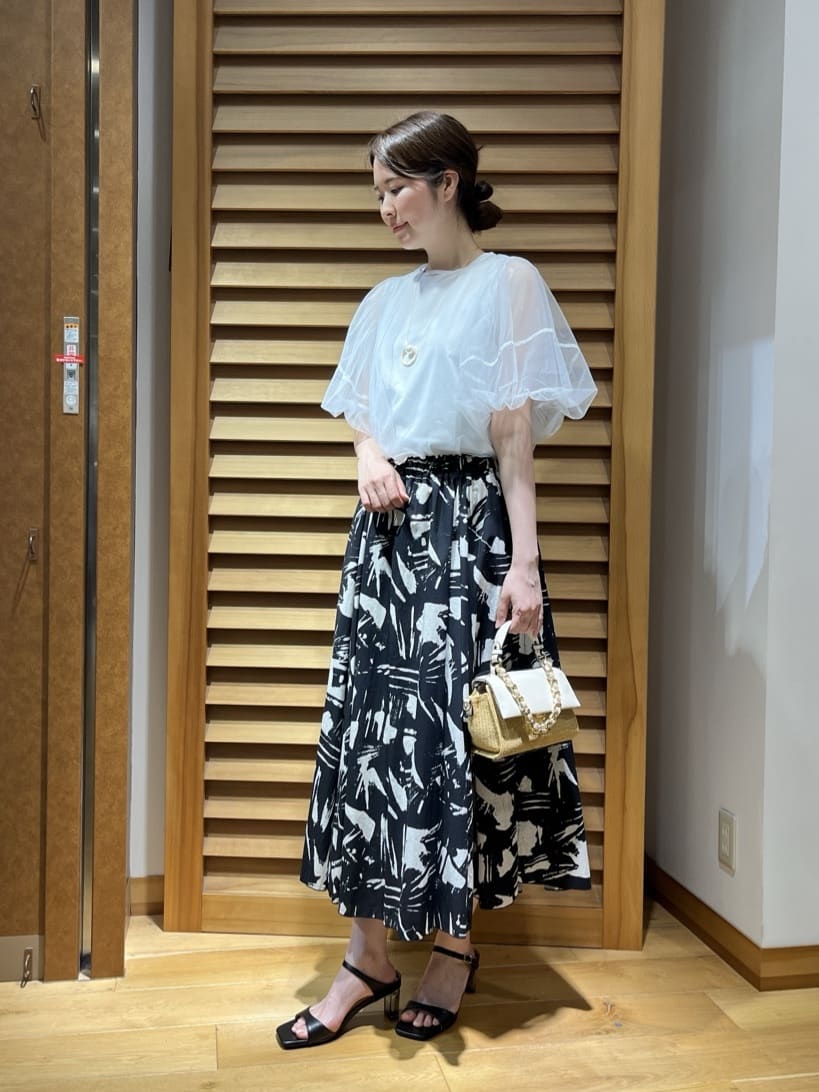 Vinのチュールレイヤードカットソーを使ったコーディネートを紹介します。｜Rakuten Fashion(楽天ファッション／旧楽天ブランドアベニュー)5793462