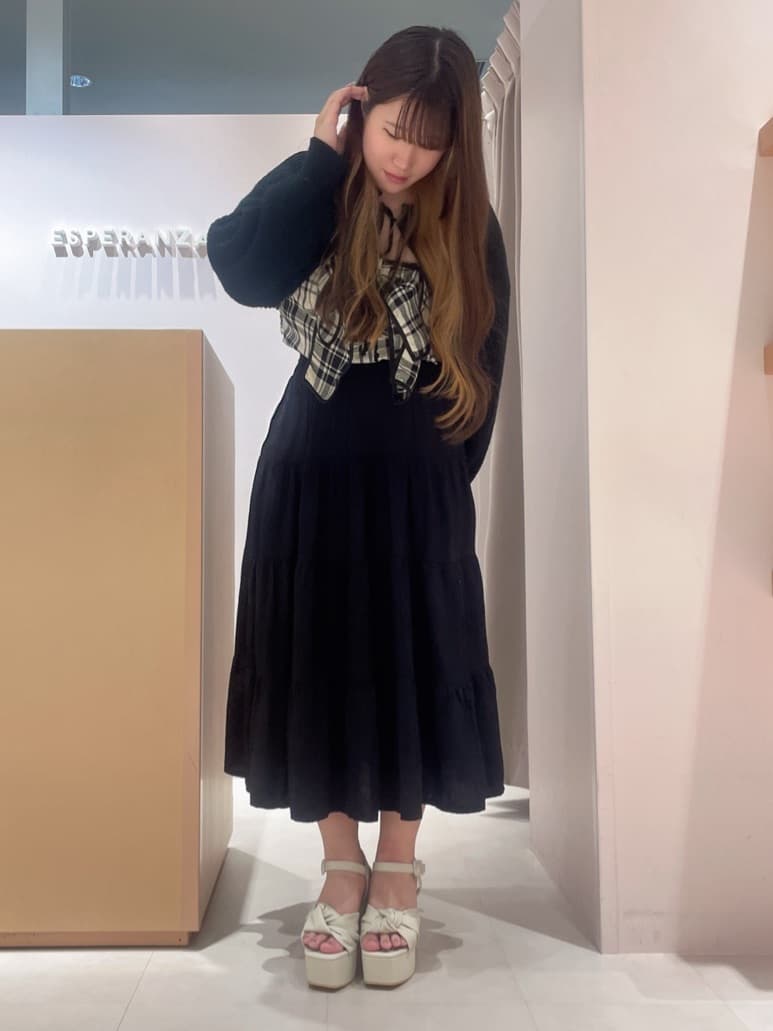 ESPERANZAの【ラク盛り/サンダル】リピーター続出/脚長美脚 ツイストリボンサンダルを使ったコーディネートを紹介します。｜Rakuten Fashion(楽天ファッション／旧楽天ブランドアベニュー)5796628