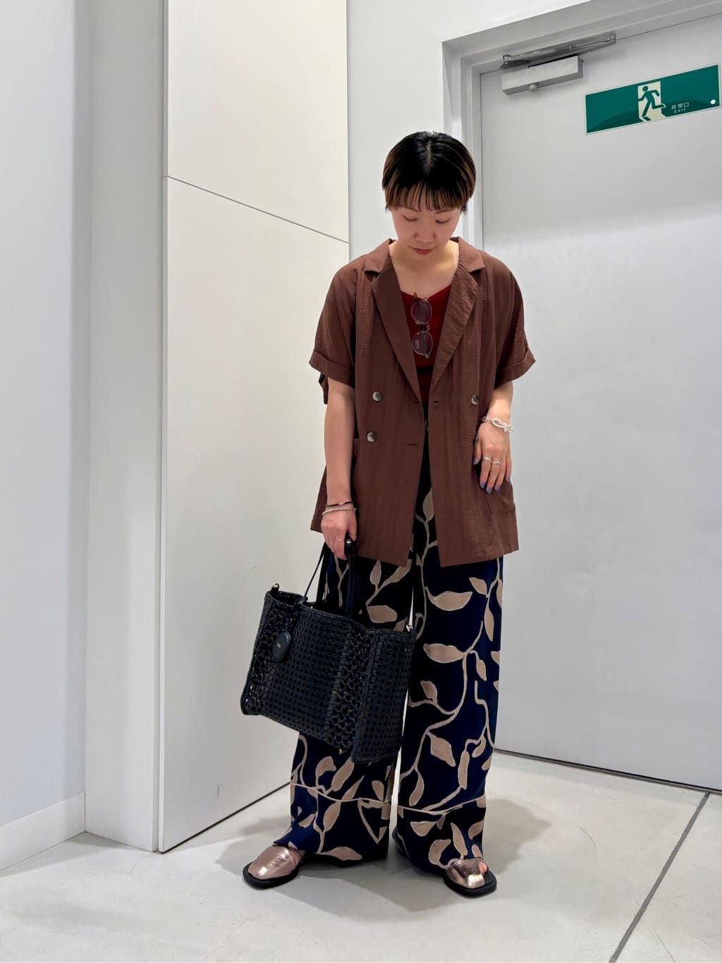 Vinの麻混ハーフスリーブジャケットを使ったコーディネートを紹介します。｜Rakuten Fashion(楽天ファッション／旧楽天ブランドアベニュー)5797862