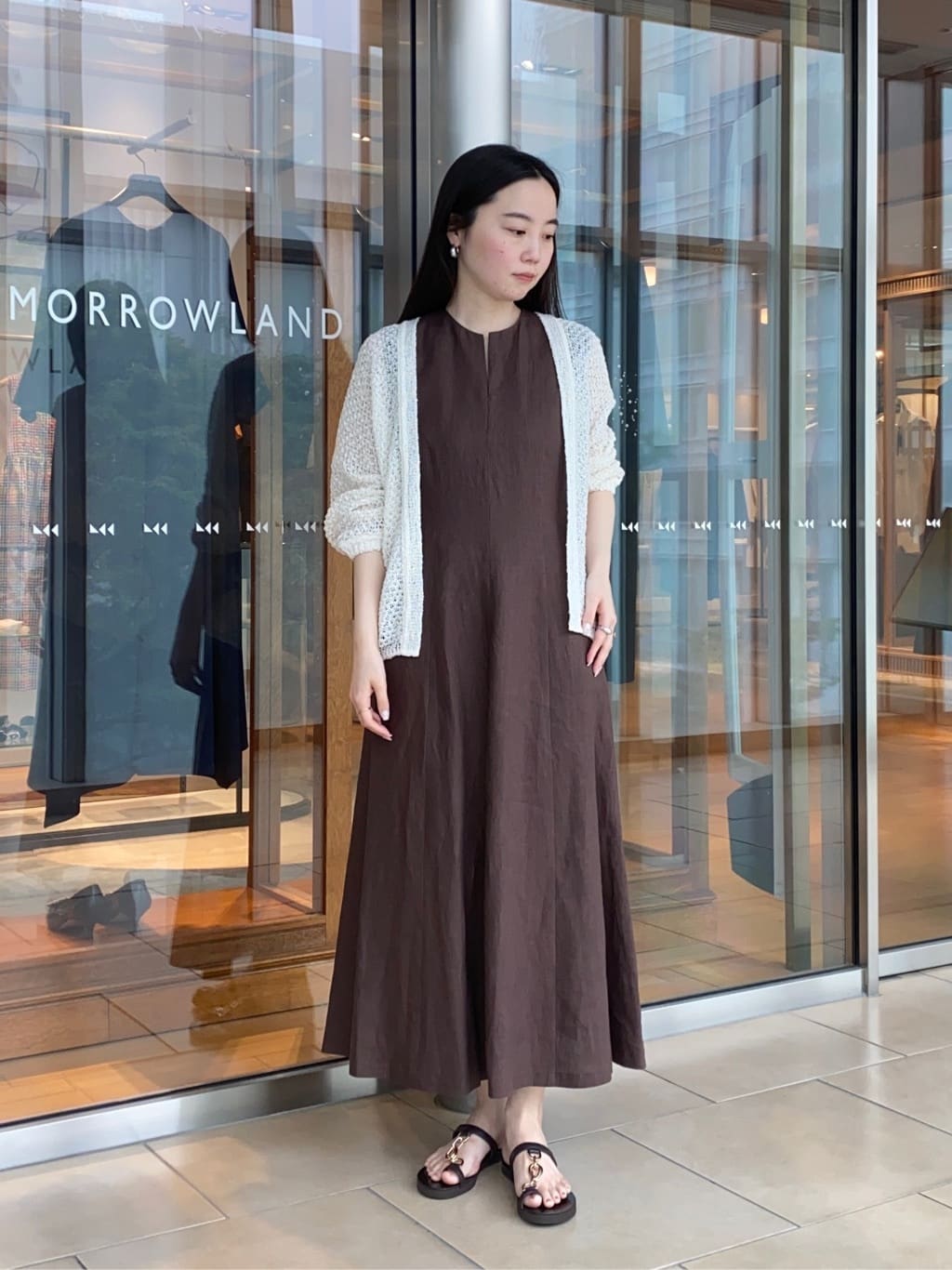 TOMORROWLAND | スムースリネン キーネックフレアワンピース | Rakuten