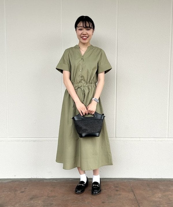BEAMS HEARTの【洗濯機可/身長別比較画像あり】スキッパー ドロスト ワンピース 25SS 半袖 清楚 きれいめ おでかけを使ったコーディネートを紹介します。｜Rakuten Fashion(楽天ファッション／旧楽天ブランドアベニュー)5801806