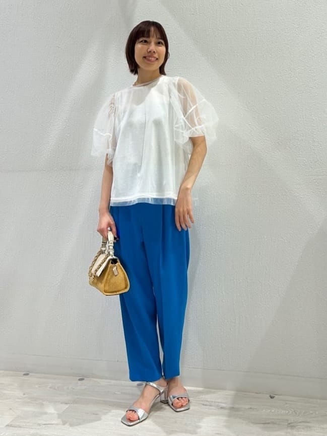 Vinのセンタープレステーパードパンツを使ったコーディネートを紹介します。｜Rakuten Fashion(楽天ファッション／旧楽天ブランドアベニュー)5804682