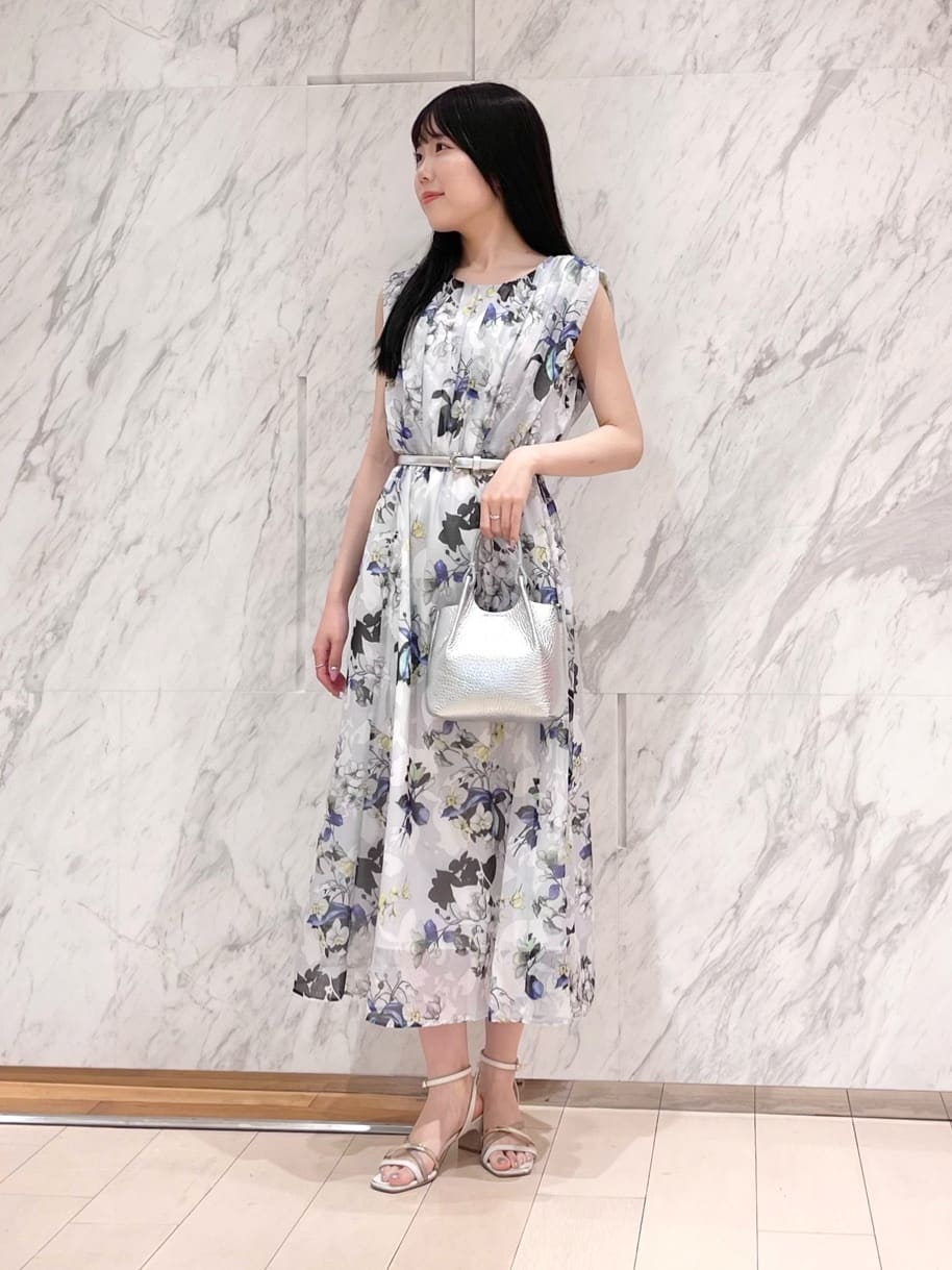 ANAYI | bouquet プリント ランダムタック ワンピース | Rakuten