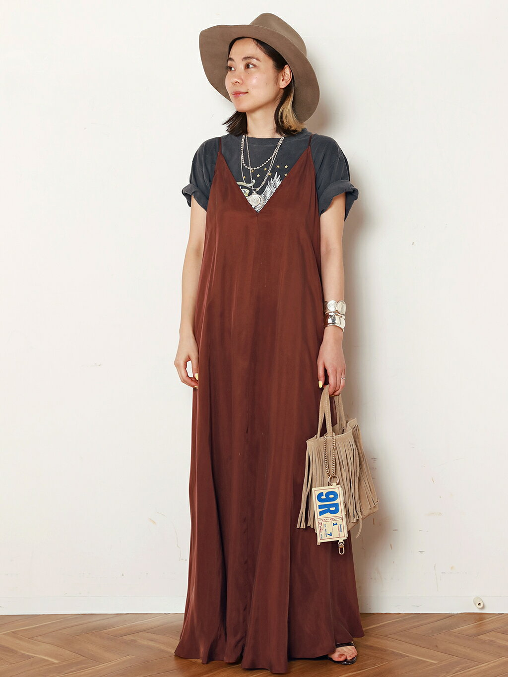 AP STUDIOの【MARLON/マーロン】Suede fringe BAGを使った  