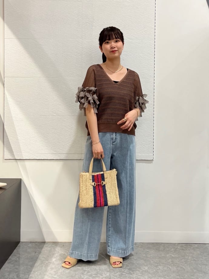 Vinの2WAYニットタンクトップを使ったコーディネートを紹介します。｜Rakuten Fashion(楽天ファッション／旧楽天ブランドアベニュー)5817691