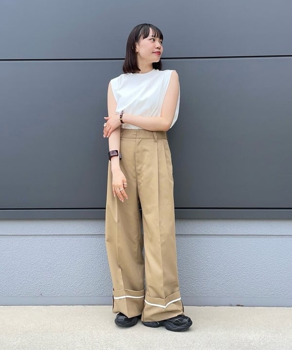 BEAMS HEARTのタック スリーブ プルオーバーを使ったコーディネートを紹介します。｜Rakuten Fashion(楽天ファッション／旧楽天ブランドアベニュー)5817797