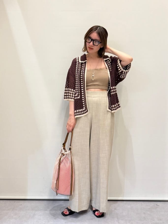 Vinのバイカラークロシェニットシャツを使ったコーディネートを紹介します。｜Rakuten Fashion(楽天ファッション／旧楽天ブランドアベニュー)5819038