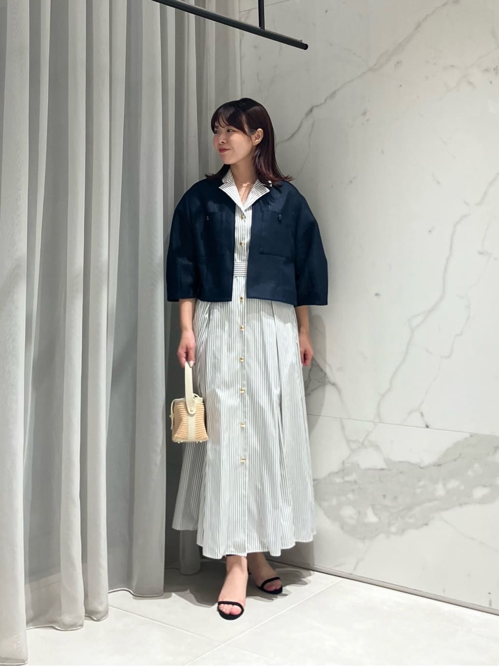 allurevilleの【LOULOU WILLOUGHBY】バーサンダルを使ったコーディネートを紹介します。｜Rakuten Fashion(楽天ファッション／旧楽天ブランドアベニュー)5820354