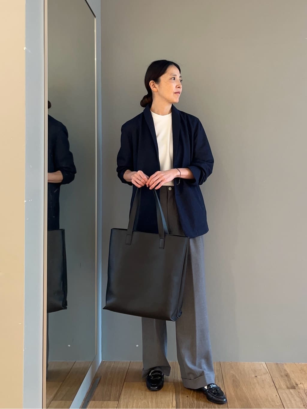 TAKEO KIKUCHIの【抗菌防臭】尾州リネンブレンド ドビーメッシュ カーディガンを使ったコーディネートを紹介します。｜Rakuten Fashion(楽天ファッション／旧楽天ブランドアベニュー)5824157