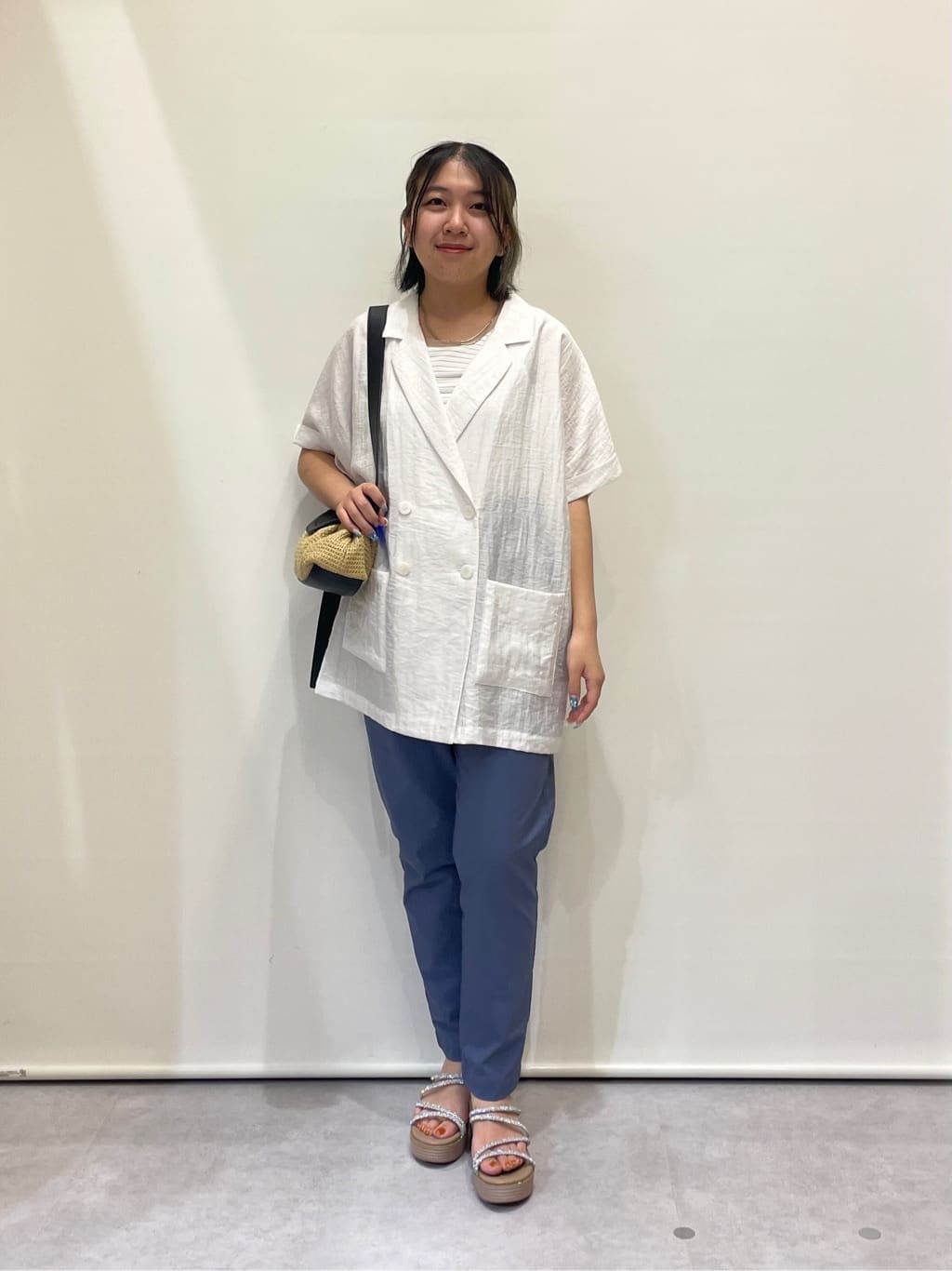 Vinの麻混ハーフスリーブジャケットを使ったコーディネートを紹介します。｜Rakuten Fashion(楽天ファッション／旧楽天ブランドアベニュー)5834803