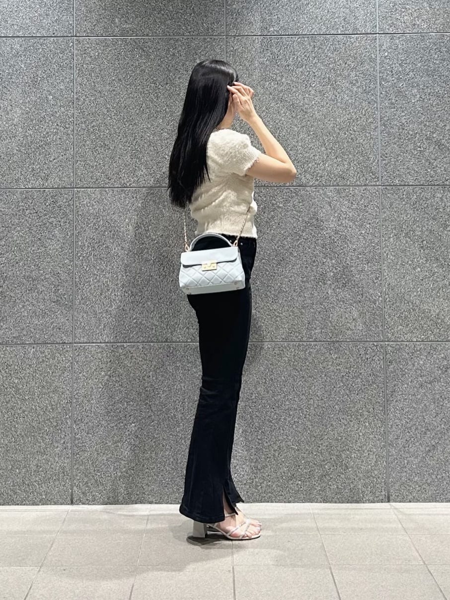 CHARLES & KEITH | Alva アルヴァ キルトチェーンストラップトップ
