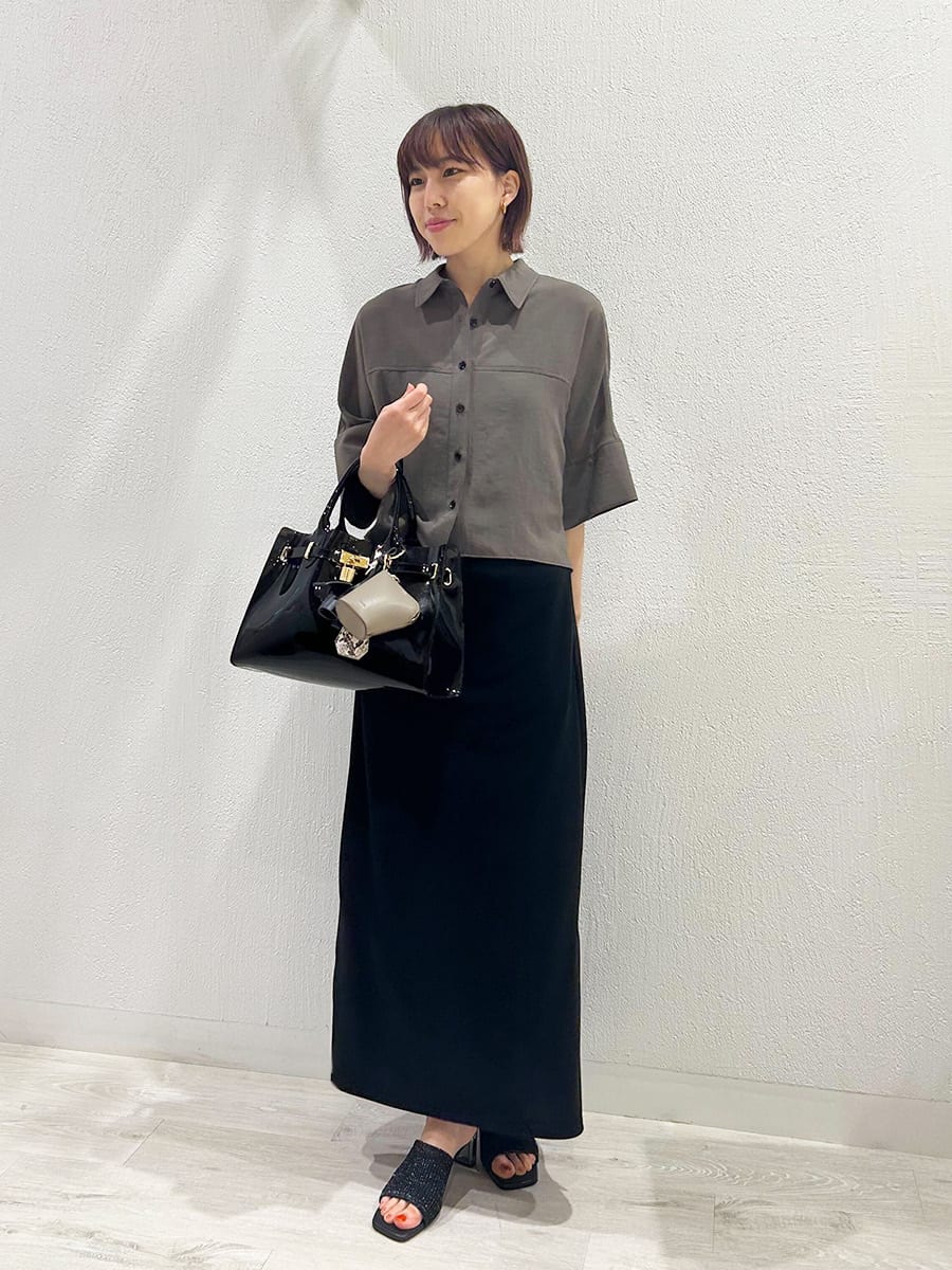 Vinのステッチデザインショートシャツを使ったコーディネートを紹介します。｜Rakuten Fashion(楽天ファッション／旧楽天ブランドアベニュー)5839111