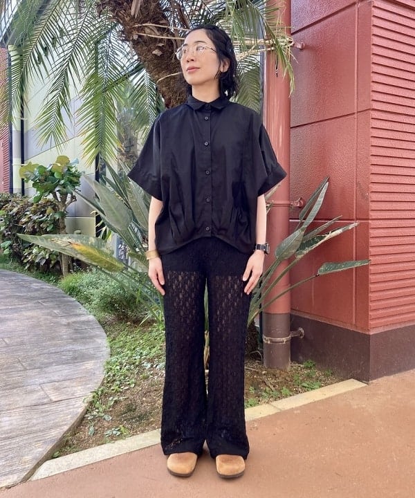 BEAMS HEARTのフロント タック シャツを使ったコーディネートを紹介します。｜Rakuten Fashion(楽天ファッション／旧楽天ブランドアベニュー)5840320