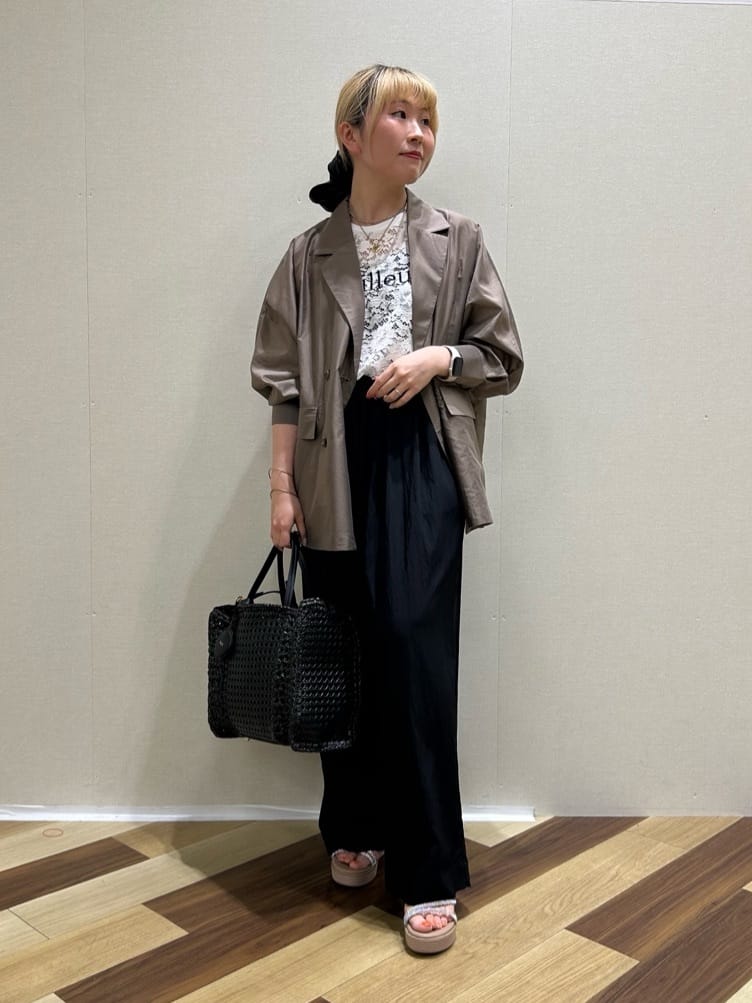 Vinの七分袖シアーシャツジャケットを使ったコーディネートを紹介します。｜Rakuten Fashion(楽天ファッション／旧楽天ブランドアベニュー)5842094