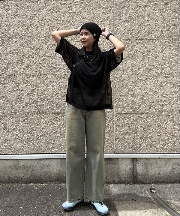 BEAMS HEARTのワンポイント刺繍 エンブレム ノースリーブ Tシャツを使ったコーディネートを紹介します。｜Rakuten Fashion(楽天ファッション／旧楽天ブランドアベニュー)5844526