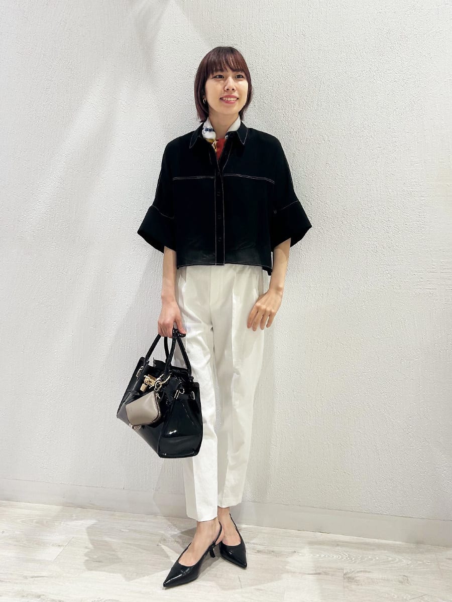 Vinのリネンミックステーパードパンツを使ったコーディネートを紹介します。｜Rakuten Fashion(楽天ファッション／旧楽天ブランドアベニュー)5851324