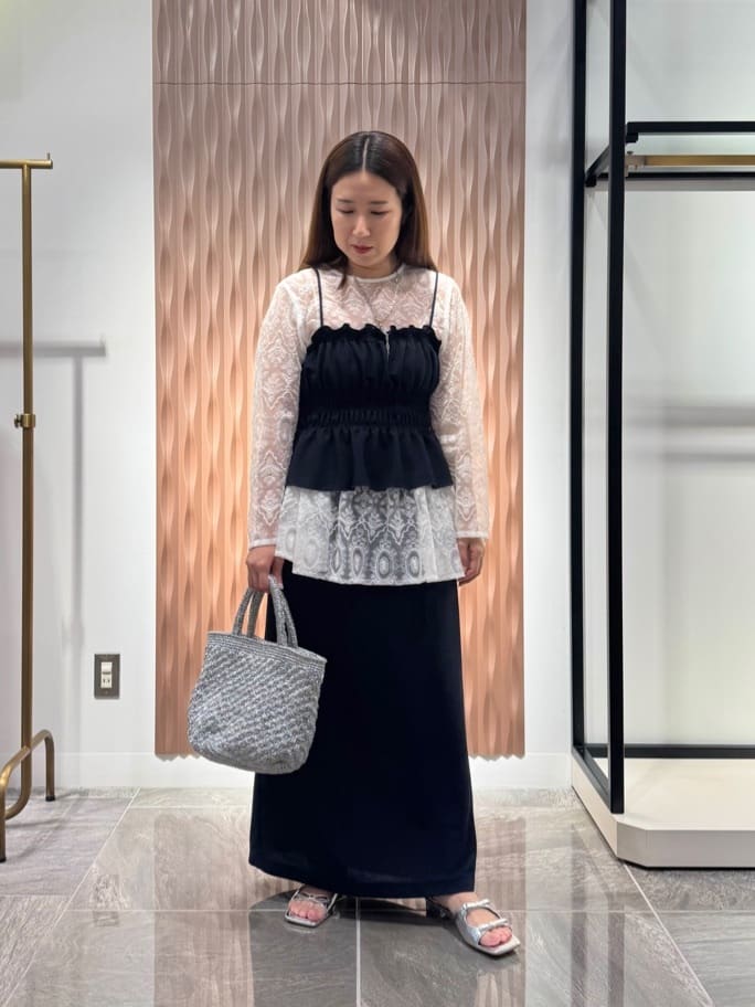 Vinのシャーリングキャミソールを使ったコーディネートを紹介します。｜Rakuten Fashion(楽天ファッション／旧楽天ブランドアベニュー)5863321