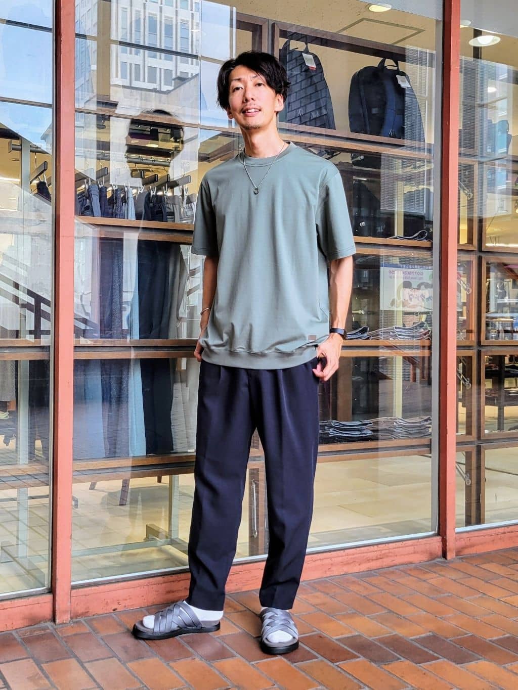 TAKEO KIKUCHIの【抗菌防臭/5サイズ展開】ハイゲージポンチ Tシャツを使ったコーディネートを紹介します。｜Rakuten Fashion(楽天ファッション／旧楽天ブランドアベニュー)5868592