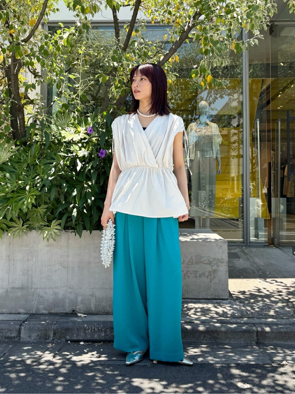 LOVELESSのバルーンギャザーブラウスを使ったコーディネートを紹介します。｜Rakuten Fashion(楽天ファッション／旧楽天ブランドアベニュー)5872770