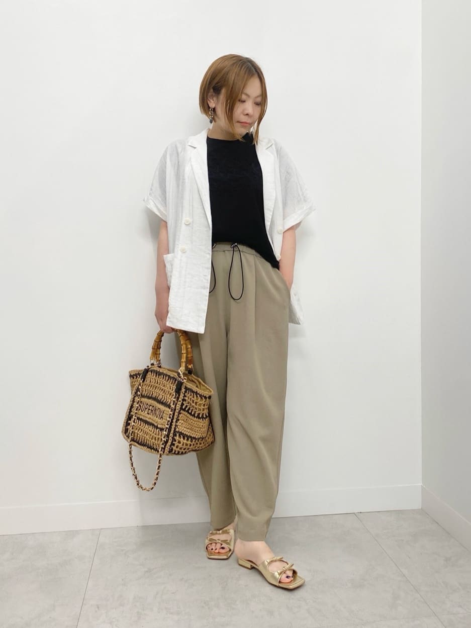 Vinのコクーンシルエットパンツを使ったコーディネートを紹介します。｜Rakuten Fashion(楽天ファッション／旧楽天ブランドアベニュー)5883479