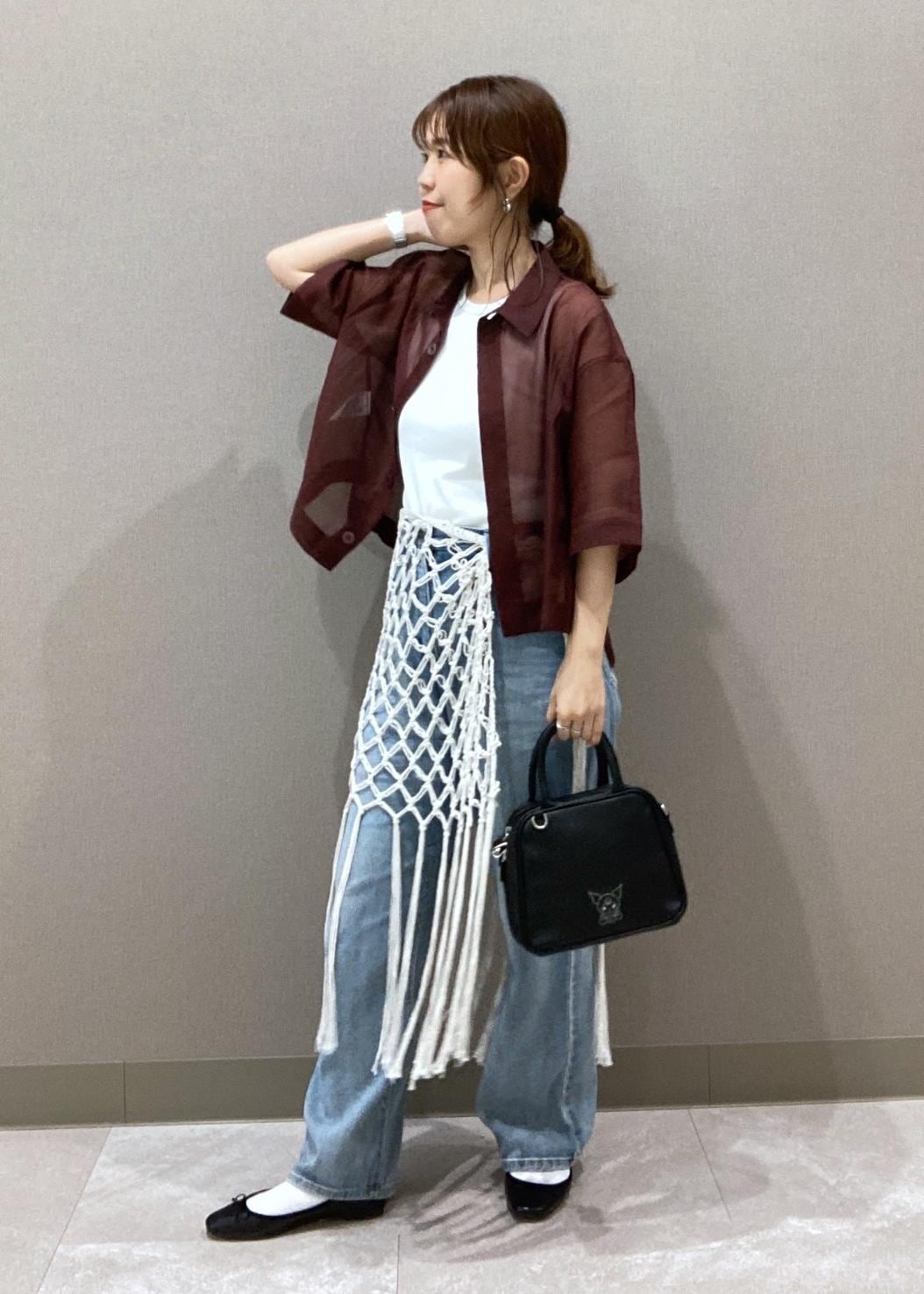 ROPE' PICNICの【接触冷感】ハーフスリーブシアーシャツを使ったコーディネートを紹介します。｜Rakuten Fashion(楽天ファッション／旧楽天ブランドアベニュー)5908707