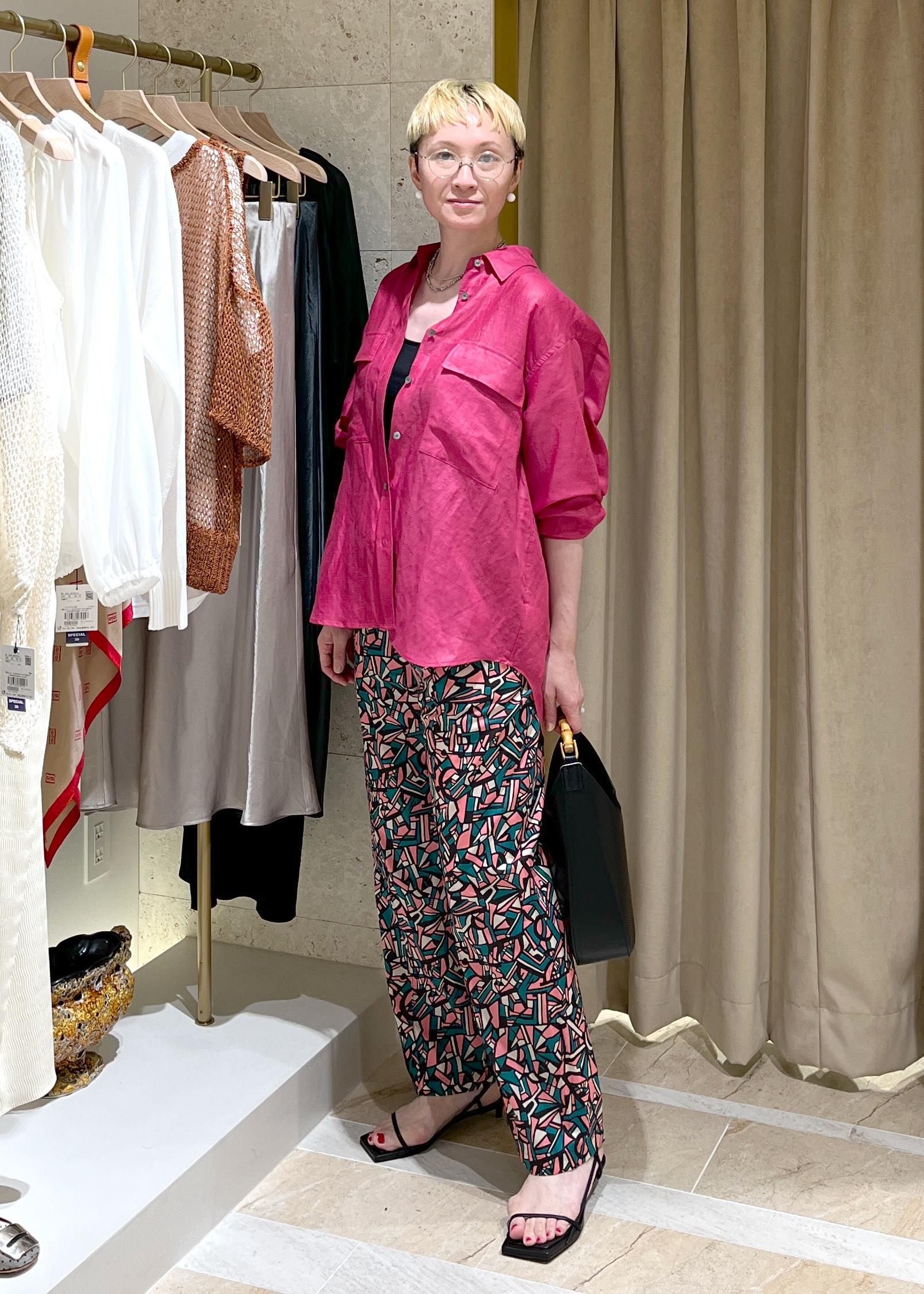 ROPE'のブライトリネン フラップシャツブラウス/洗えるを使ったコーディネートを紹介します。｜Rakuten Fashion(楽天ファッション／旧楽天ブランドアベニュー)5933590