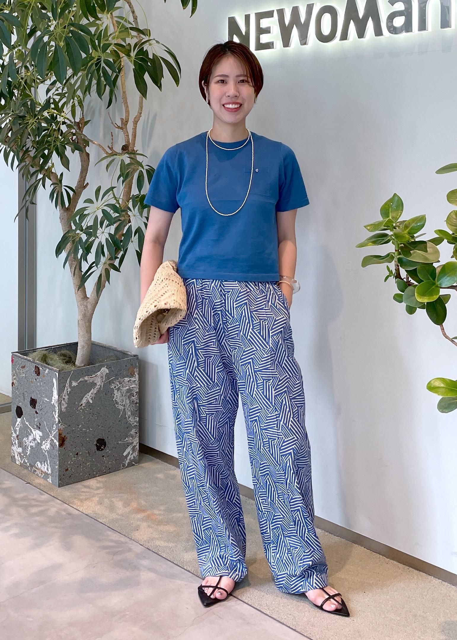 SALON adam et rope'のリバティイージーパンツを使ったコーディネートを紹介します。｜Rakuten Fashion(楽天ファッション／旧楽天ブランドアベニュー)5933774