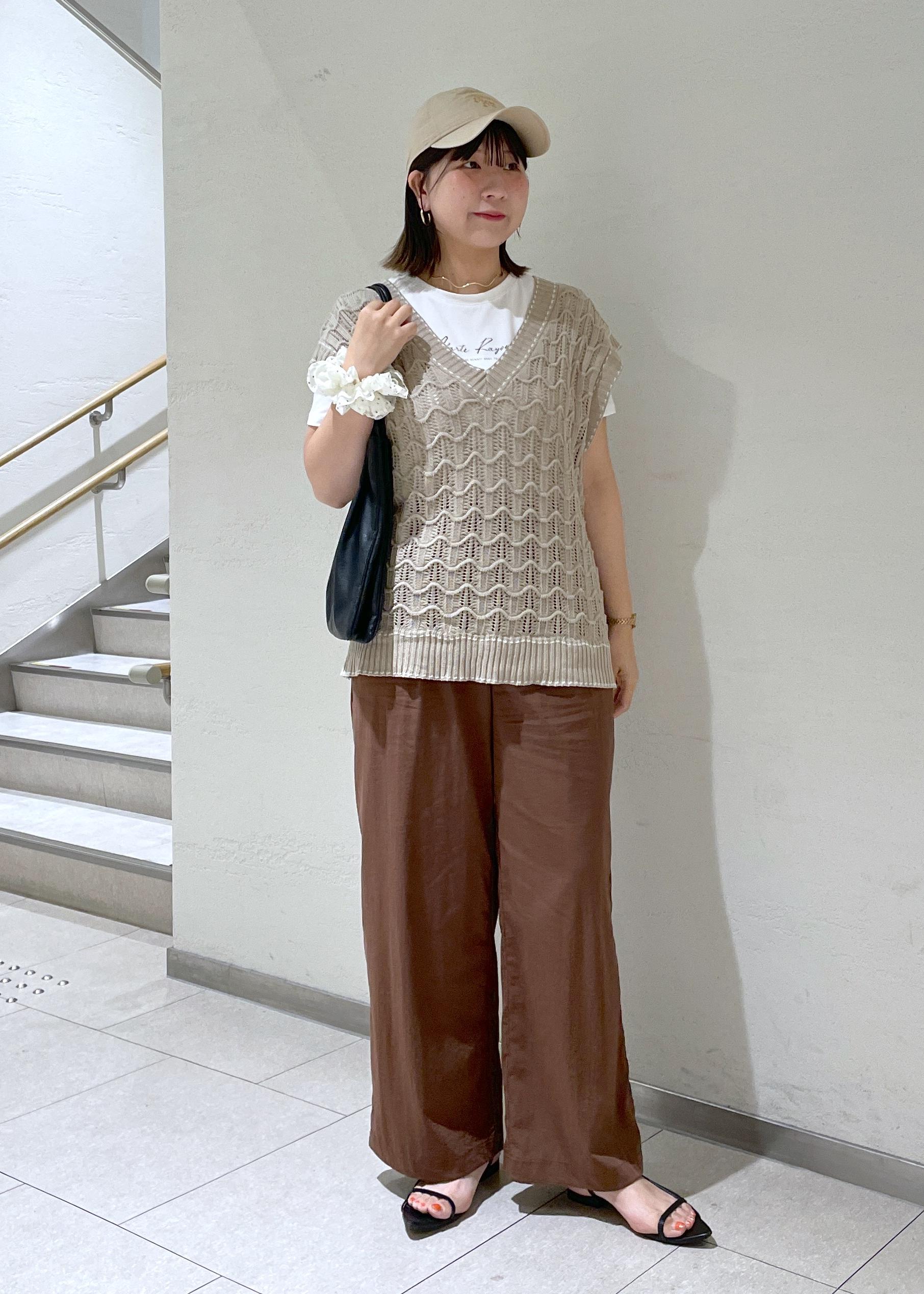 ROPE' PICNICの【UVカット・汗染み加工・接触冷感】手描き風ロゴプリントTシャツを使ったコーディネートを紹介します。｜Rakuten Fashion(楽天ファッション／旧楽天ブランドアベニュー)5933318