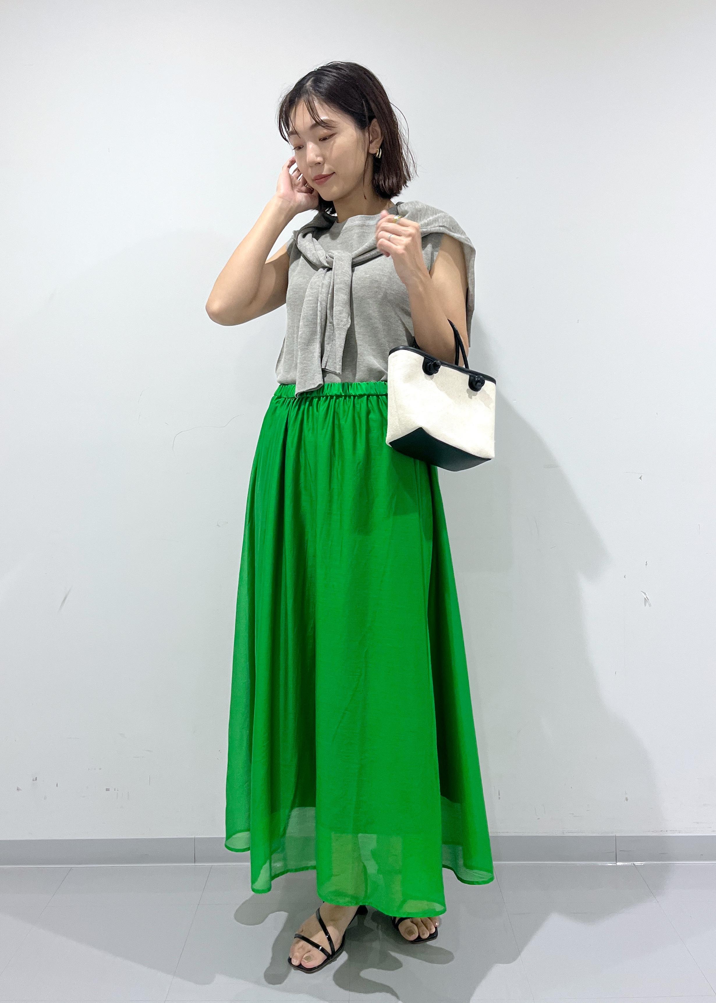 ROPE' PICNICの【洗濯機OK】LEVITAゼロスリーブサマーニットプルオーバーを使ったコーディネートを紹介します。｜Rakuten Fashion(楽天ファッション／旧楽天ブランドアベニュー)5934203