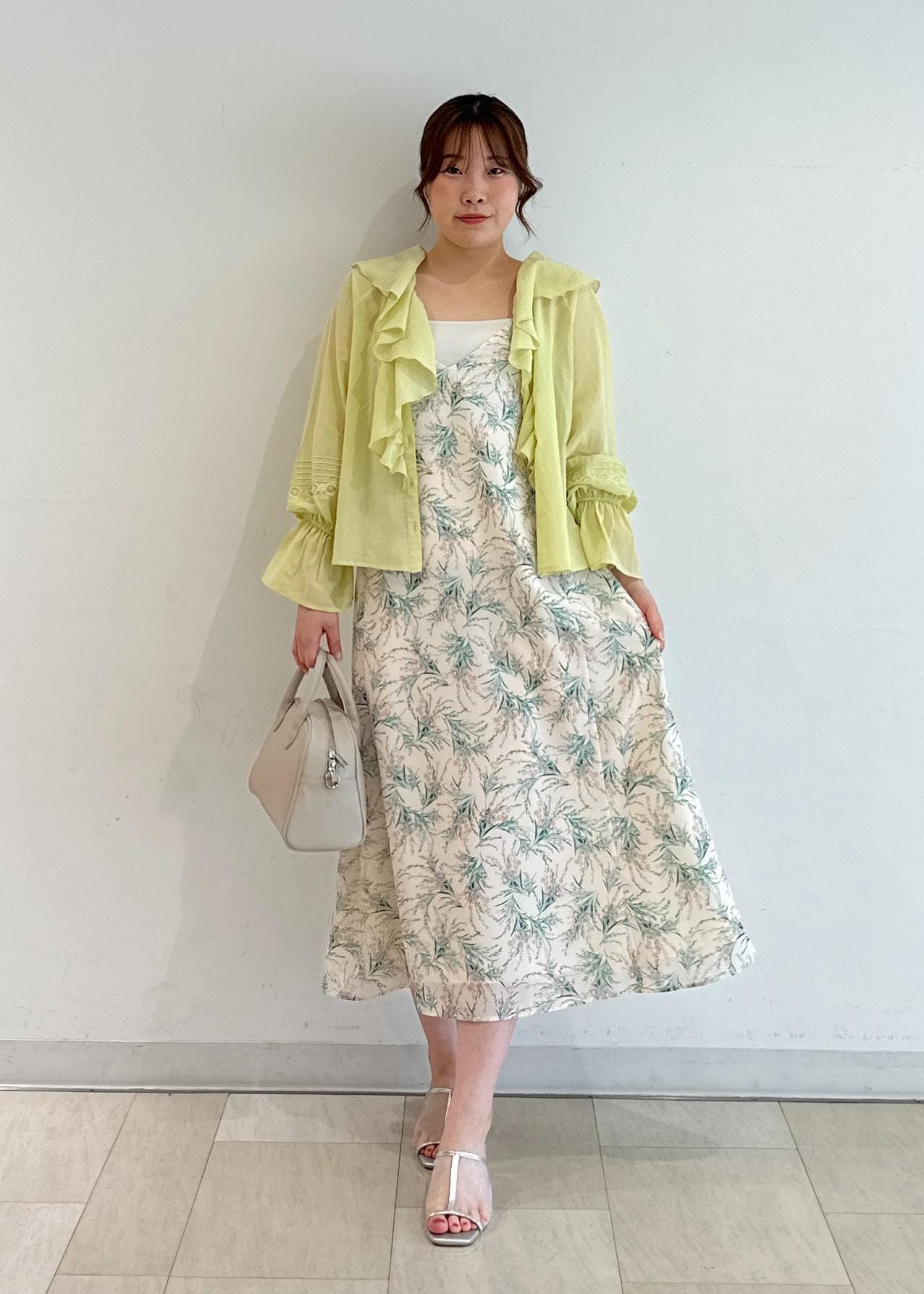 ROPE' PICNICの【前後2WAY】ガーデンフラワーキャミワンピース/リンクコーデを使ったコーディネートを紹介します。｜Rakuten Fashion(楽天ファッション／旧楽天ブランドアベニュー)5934227