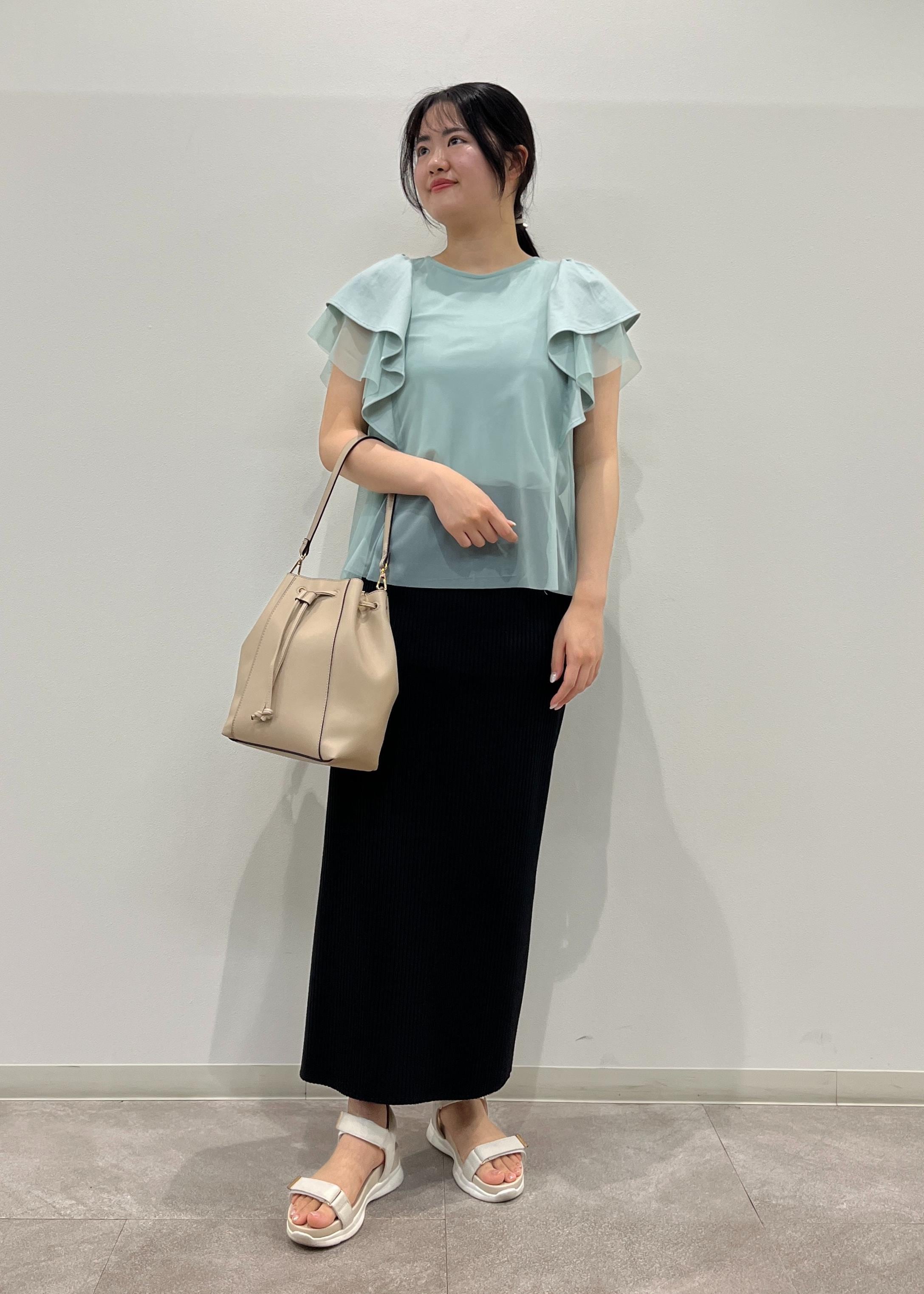 ROPE' PICNICの【UVカット・接触冷感】Cutee チュールレイヤード風フリルトップスを使ったコーディネートを紹介します。｜Rakuten Fashion(楽天ファッション／旧楽天ブランドアベニュー)5934237