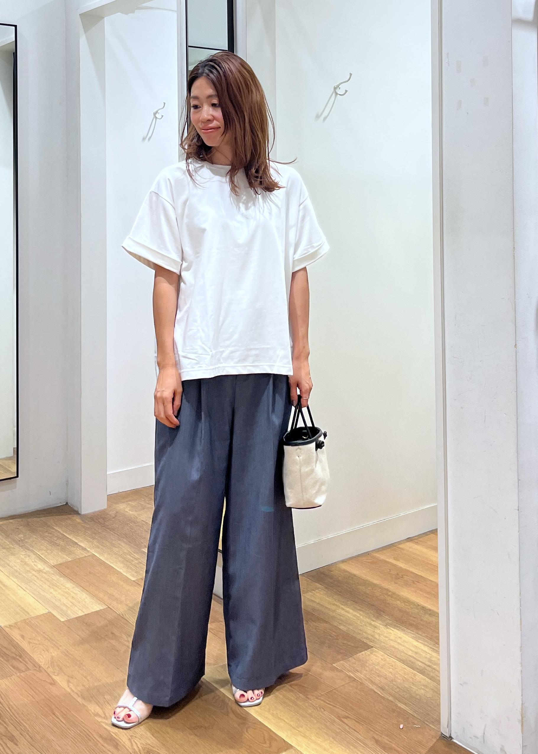 ROPE' PICNICの(entry price)マルチファンクション袖折り返しラウンドヘムteeを使ったコーディネートを紹介します。｜Rakuten Fashion(楽天ファッション／旧楽天ブランドアベニュー)5934240