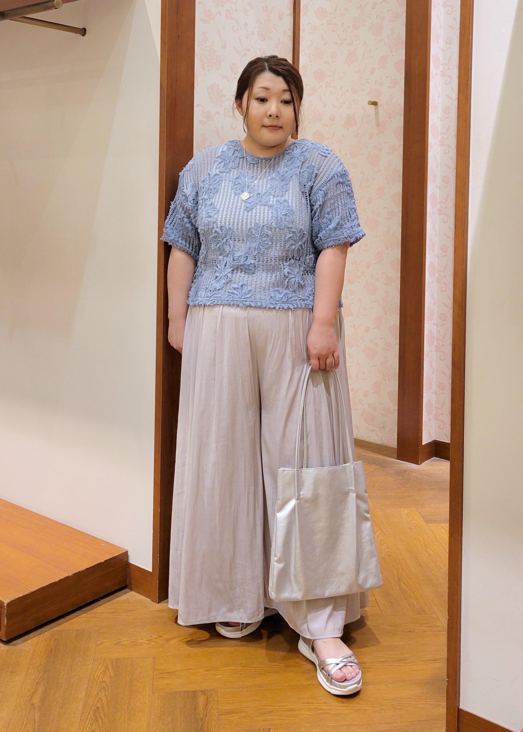 ROPE' PICNICのメッシュコード刺繍プルオーバーを使ったコーディネートを紹介します。｜Rakuten Fashion(楽天ファッション／旧楽天ブランドアベニュー)5934248