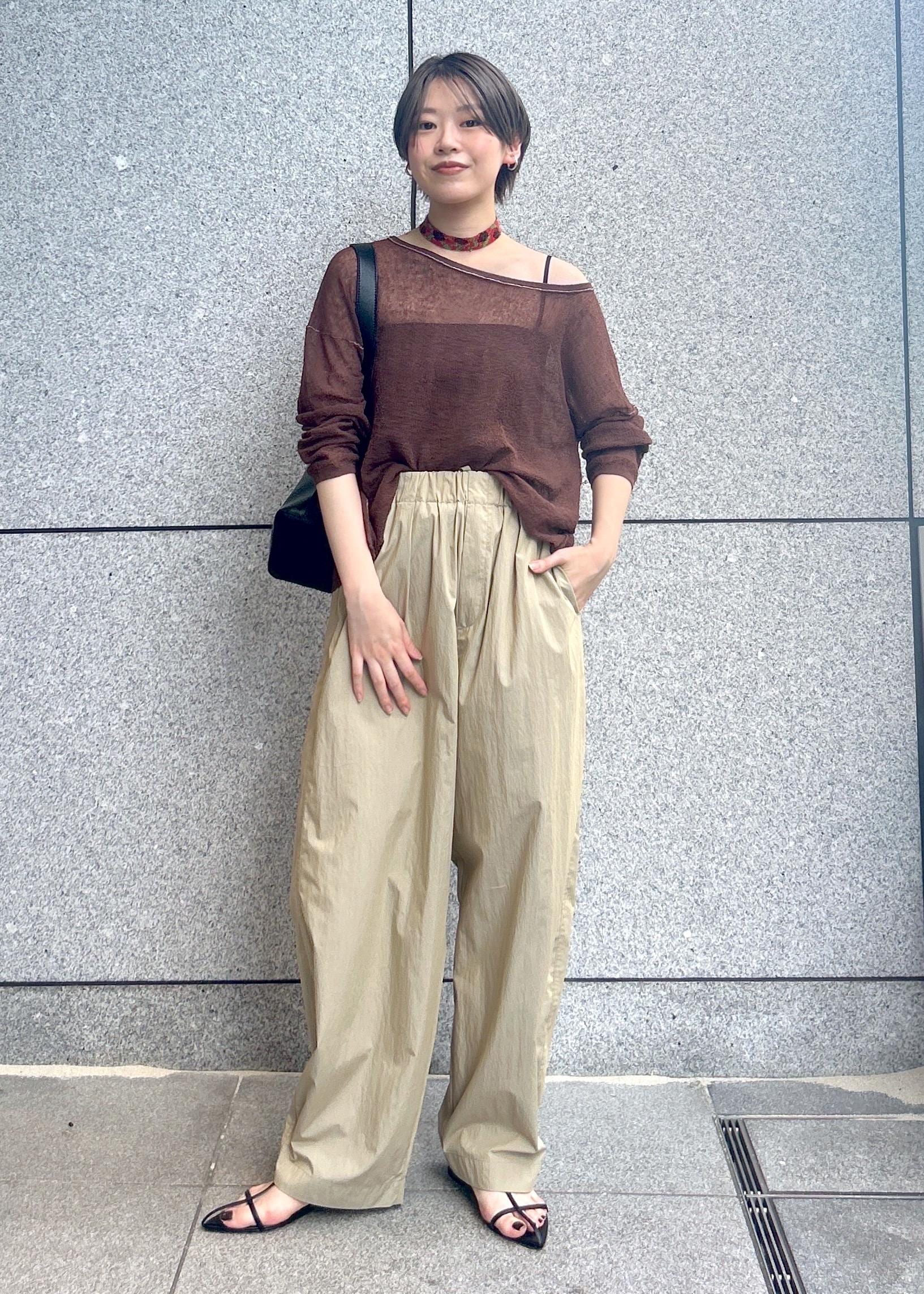 SALON adam et rope'のシアークレープ2WAYカーディガンを使ったコーディネートを紹介します。｜Rakuten Fashion(楽天ファッション／旧楽天ブランドアベニュー)5960100