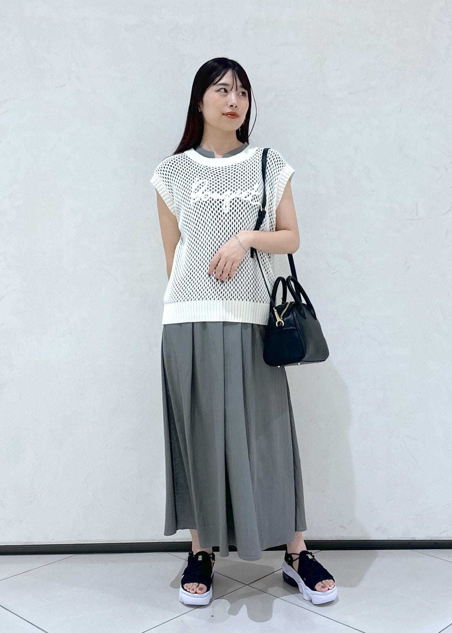 ROPE' PICNICのコード刺繍入りメッシュサマーニットを使ったコーディネートを紹介します。｜Rakuten Fashion(楽天ファッション／旧楽天ブランドアベニュー)5960831