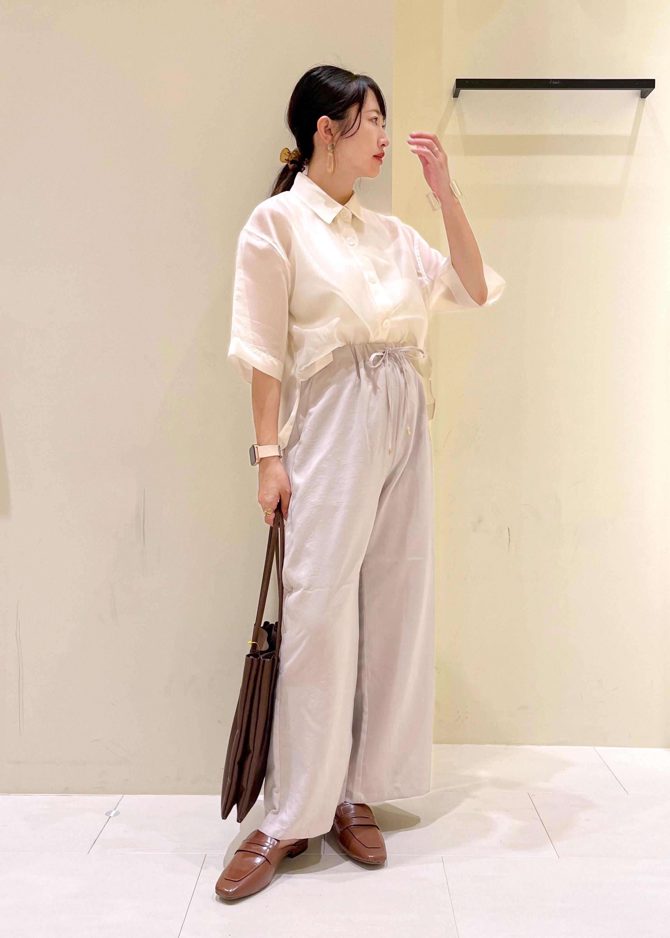 ROPE' PICNICの【接触冷感】ハーフスリーブシアーシャツを使ったコーディネートを紹介します。｜Rakuten Fashion(楽天ファッション／旧楽天ブランドアベニュー)5960823